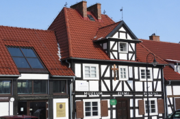 Puck Atrakcja Muzeum Muzeum Ziemi Puckiej im. Floriana Ceynowy